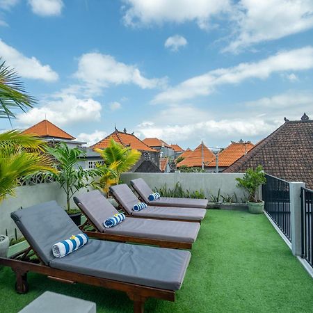 The Breeze Stay And Surf Canggu Exterior foto
