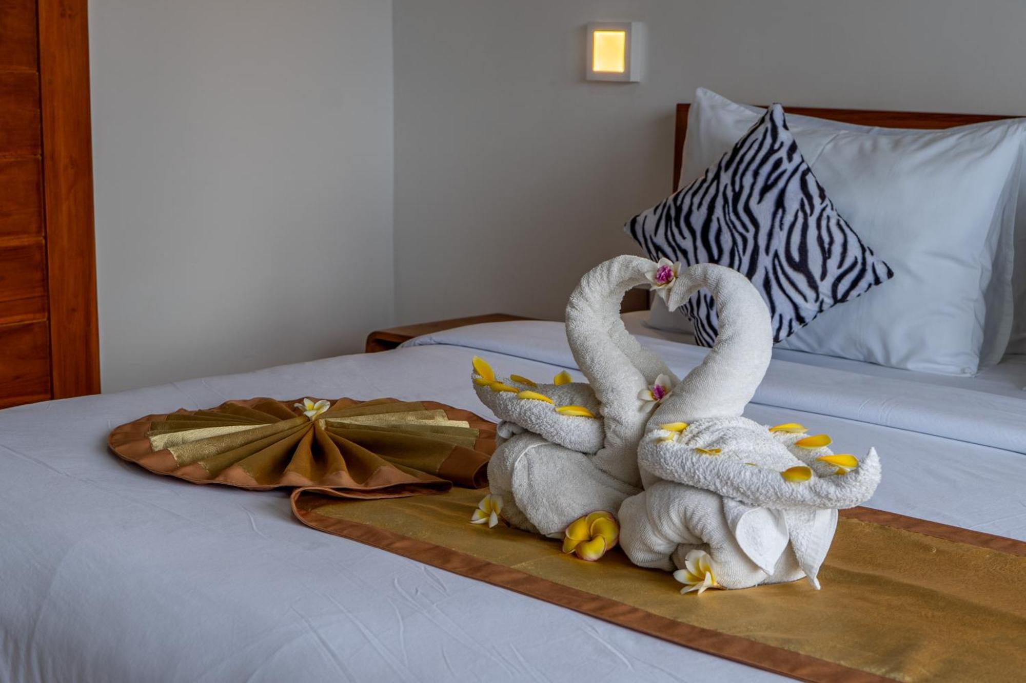 The Breeze Stay And Surf Canggu Exterior foto