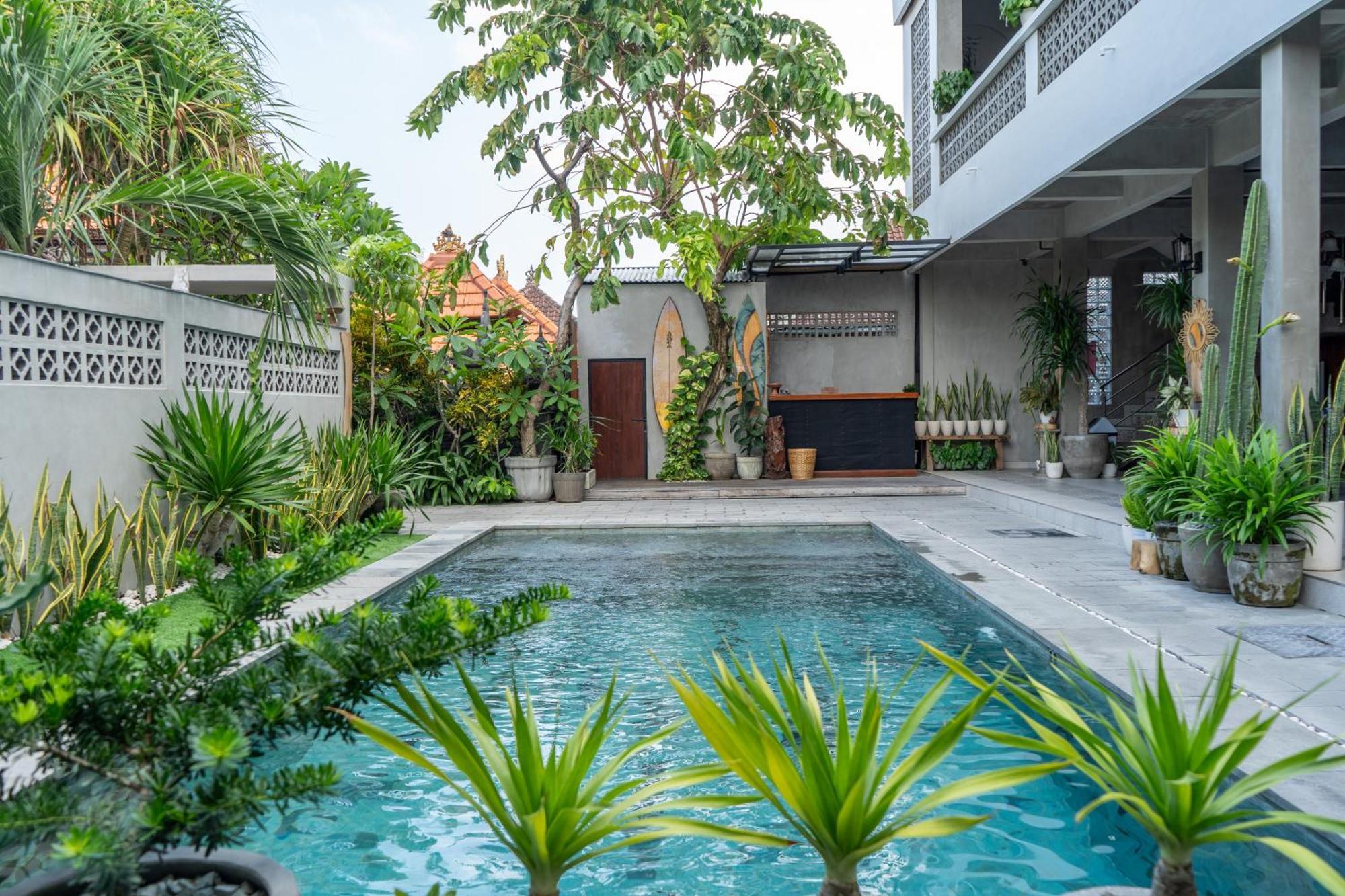 The Breeze Stay And Surf Canggu Exterior foto